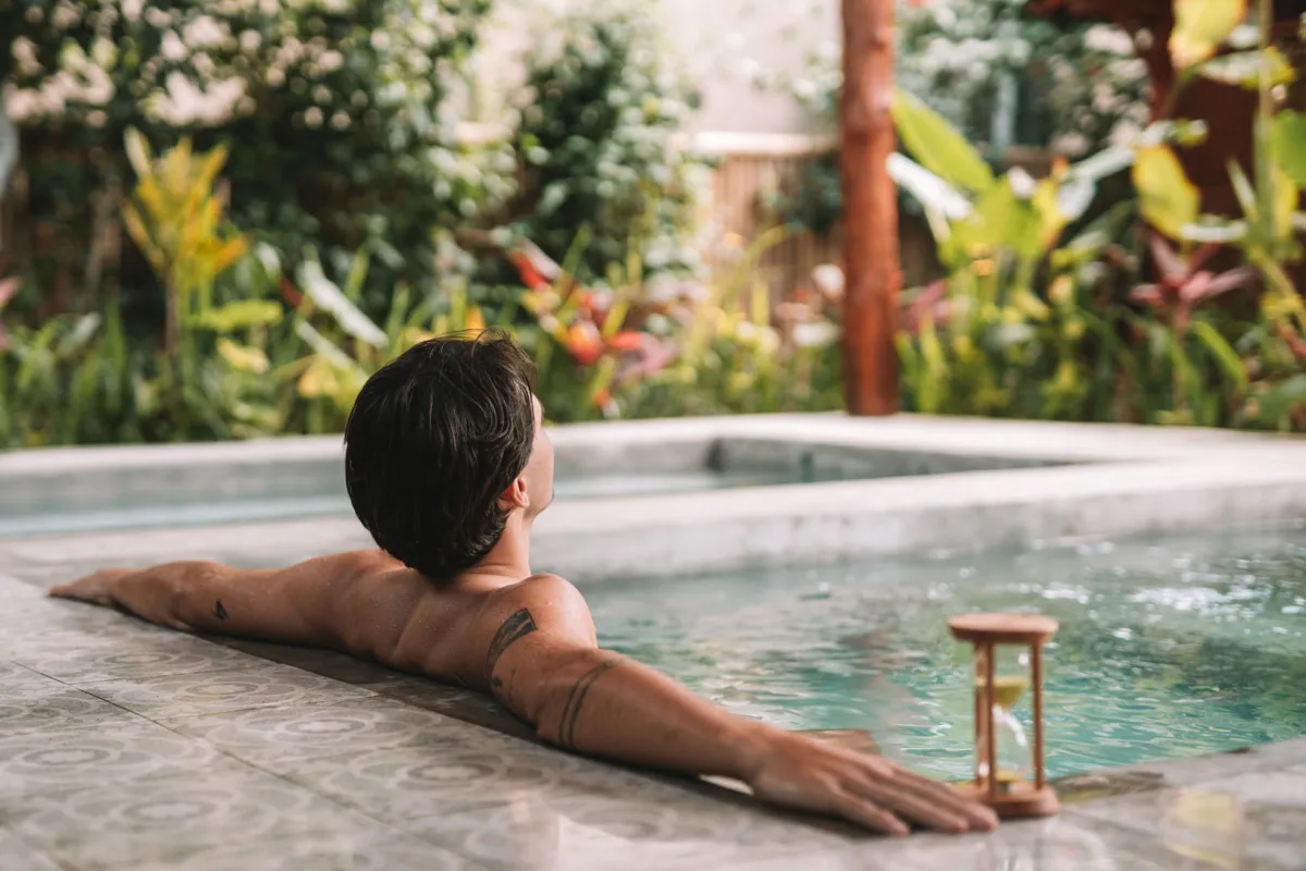 Contrast therapy hot and cold plunge pool Hesa Spa Ubud