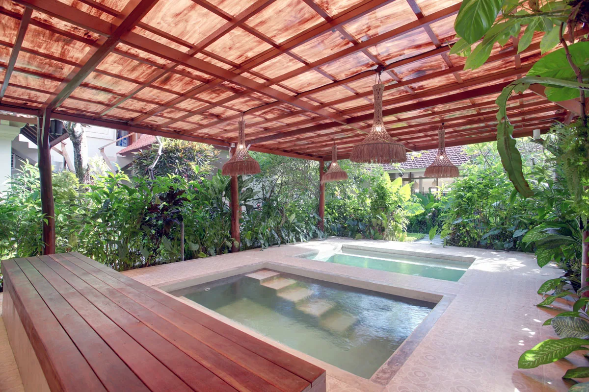 Plunge pools tropical garden Hesa Wellness Spa Ubud group spa day