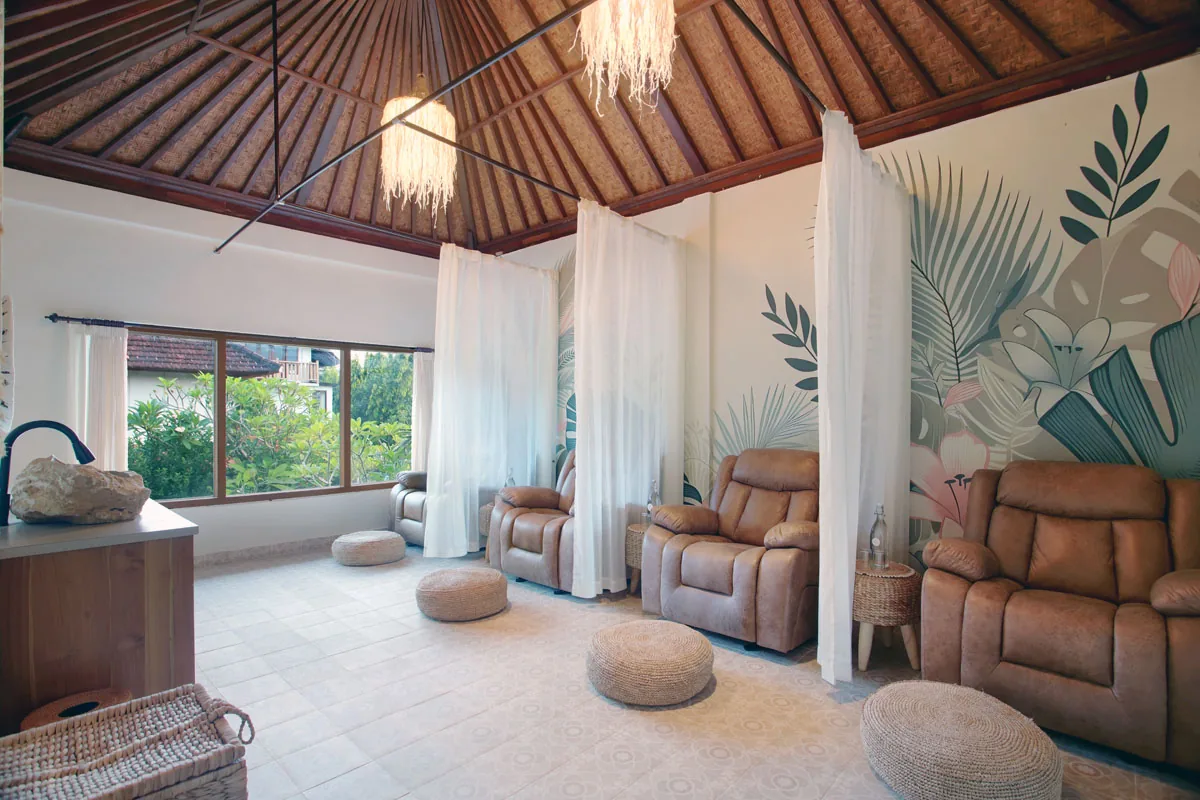 Hesa Downtown reflexology and foot massage lounge with leather recliners, Ubud Bali