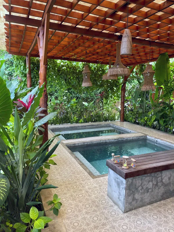 Hesa Spa Jalan Sandat Ubud hidden gem hot and cold plunge pools in tropical garden