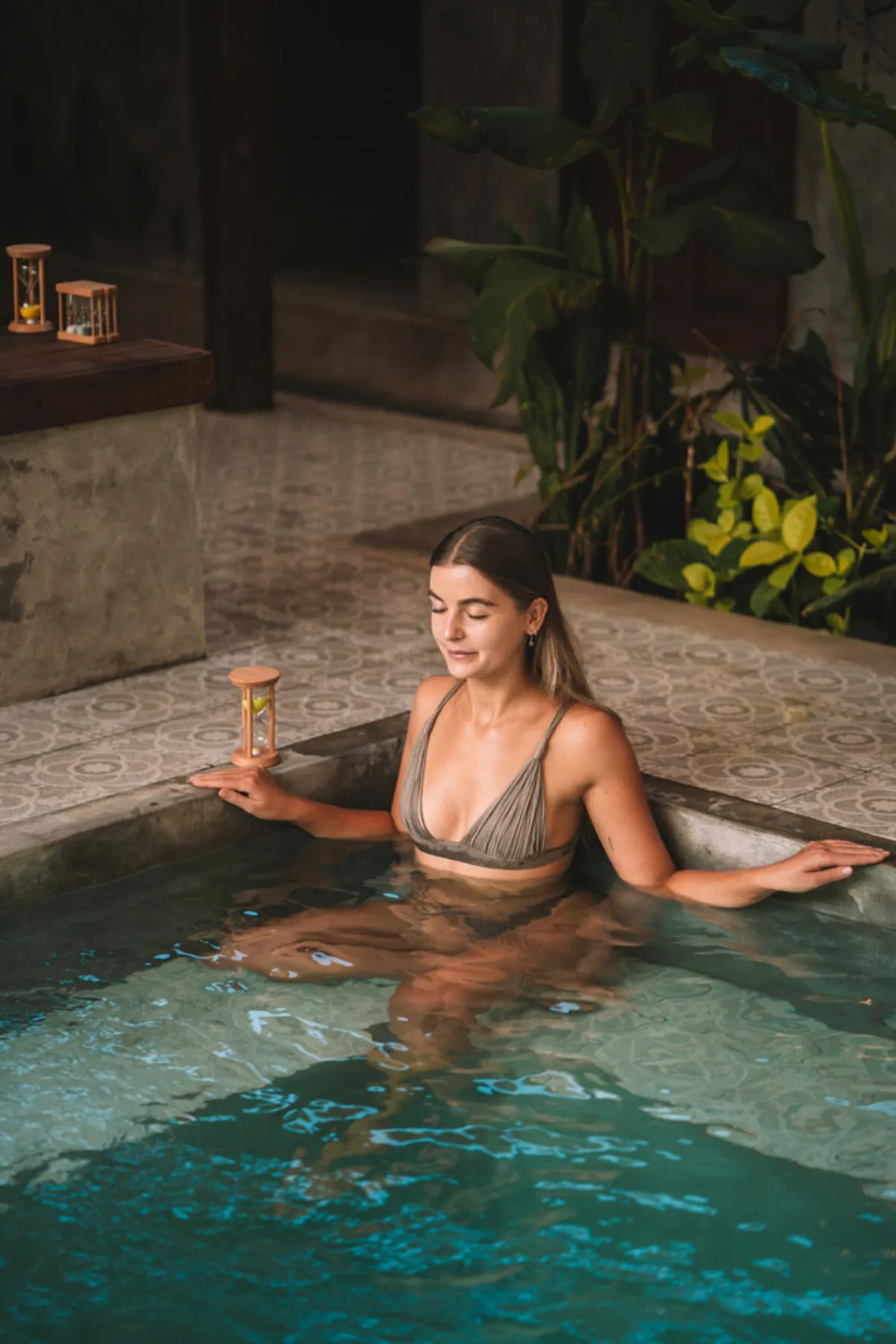 Guest at plunge pool Hesa Wellness Spa Ubud standalone facilities